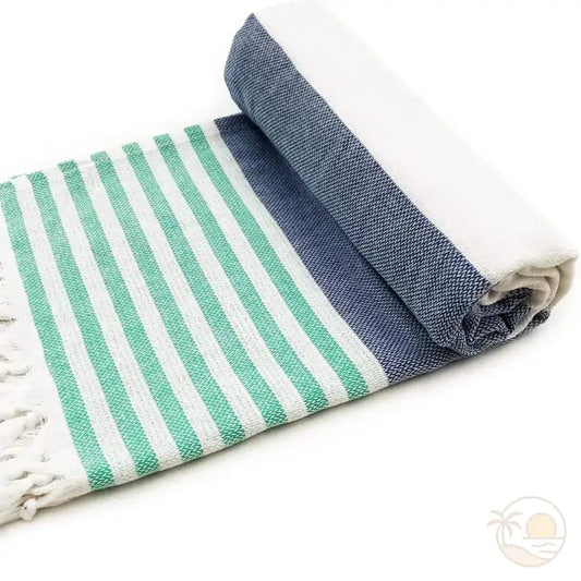 fouta pour la plage bleu zoom pliee