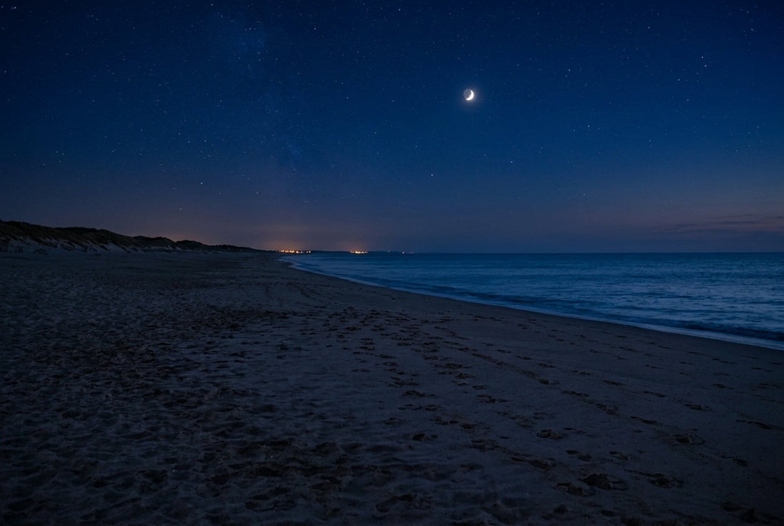 plage de nuit ciel etoiles lunes mer calme