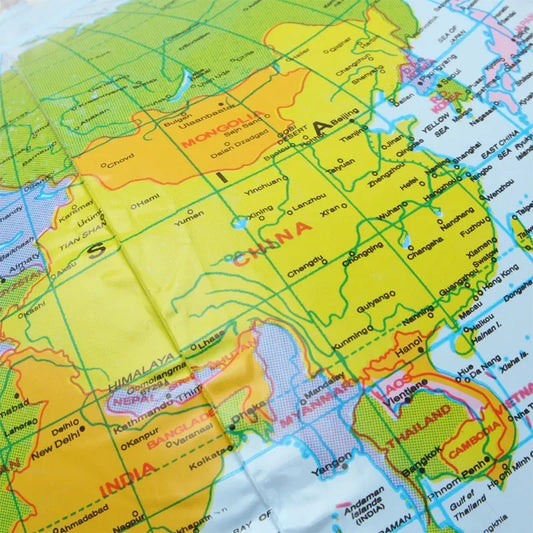 ballon de plage globe terrestre zoom