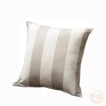 coussin de plage beige