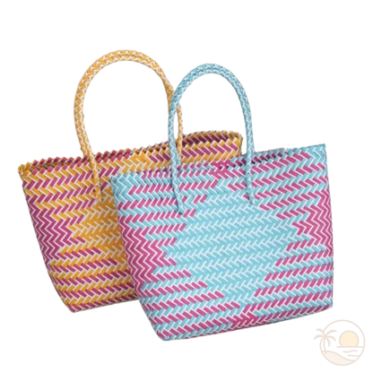 paniers de plage en plastique jaune rose bleu